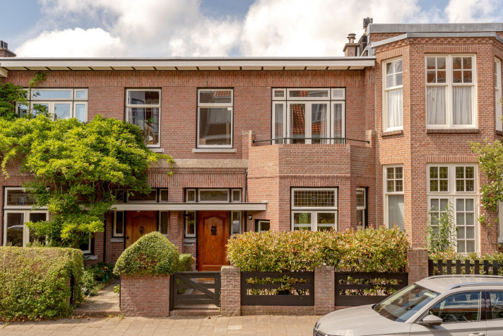Bekijk foto 1/5 van house in 's-Gravenhage