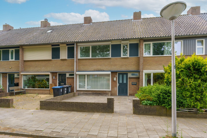 Bekijk foto 1/5 van house in Eindhoven
