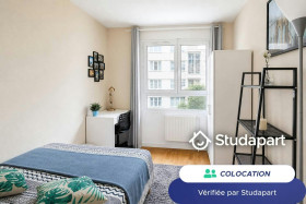 Pièce à Paris