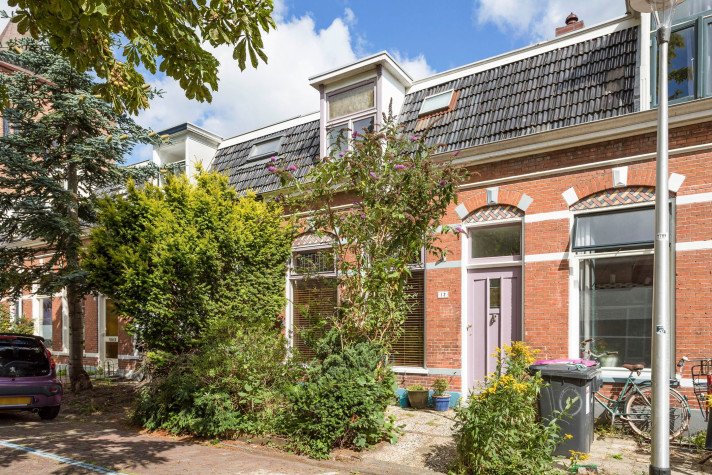 View photo 1/5 of house in Leeuwarden