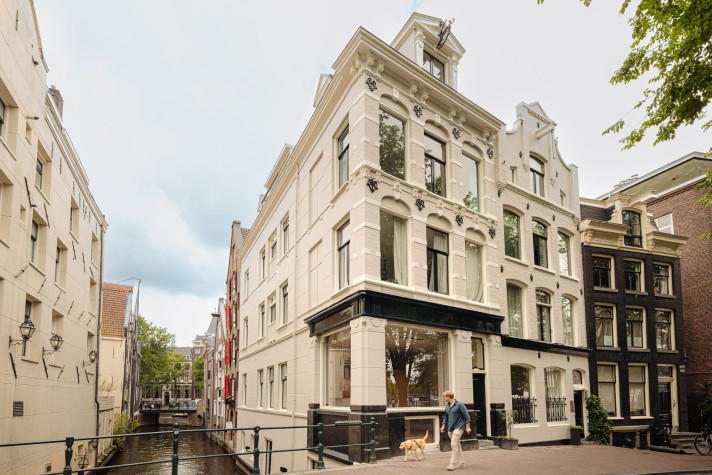 View photo 1/4 of apartment in Amsterdam