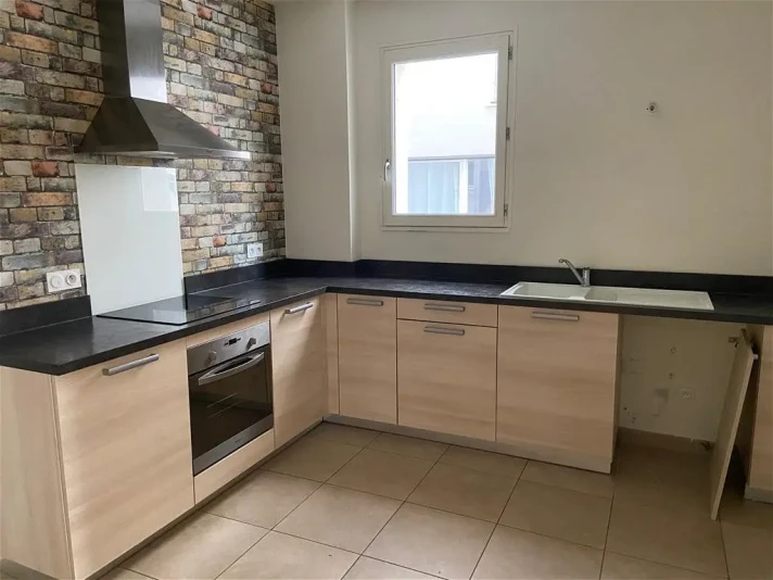 Voir la photo 1/8 du type apartment à Tours