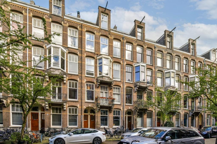 View photo 1/5 of apartment in Amsterdam