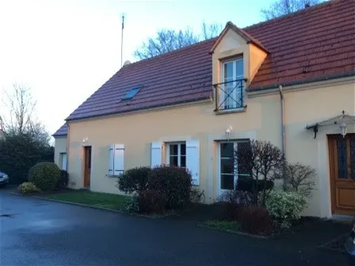 Voir la photo 1/11 du type house à La Ferté-Saint-Aubin