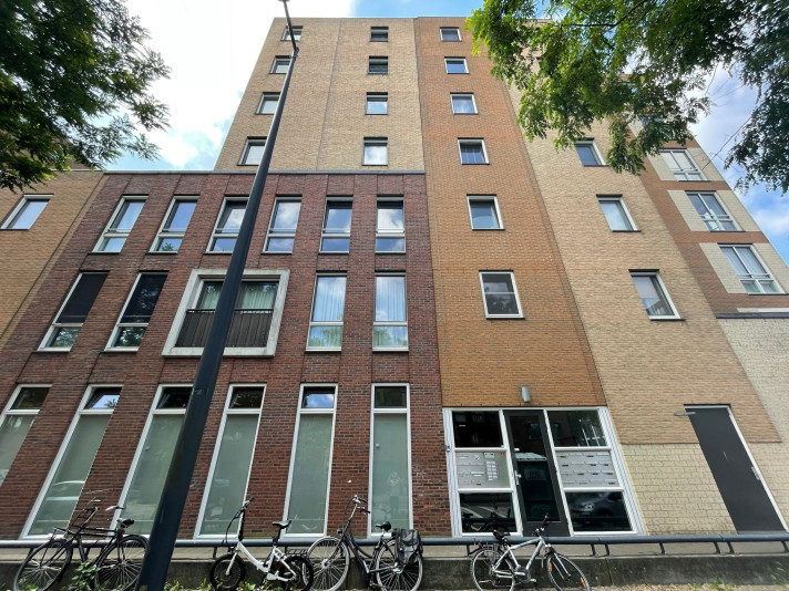 View photo 1/5 of apartment in Amsterdam