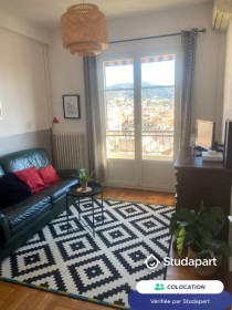 Pièce à Nice