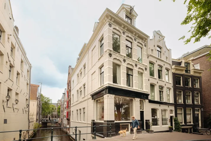 View photo 1/36 of apartment in Amsterdam
