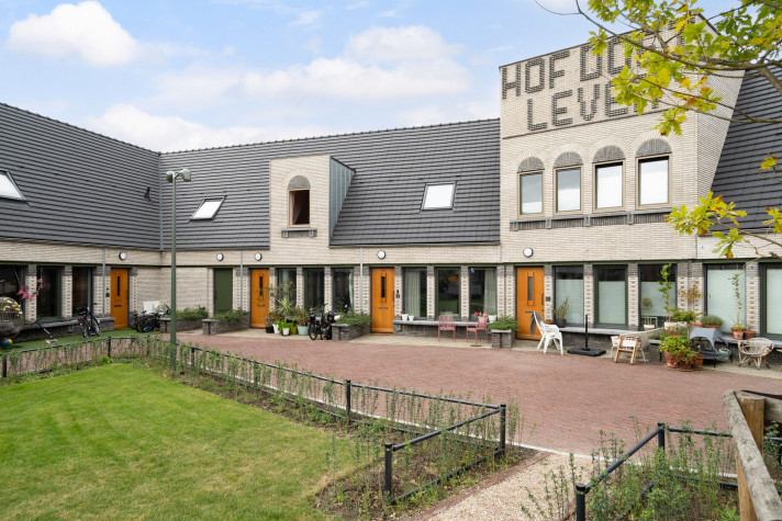 View photo 1/4 of house in Rotterdam