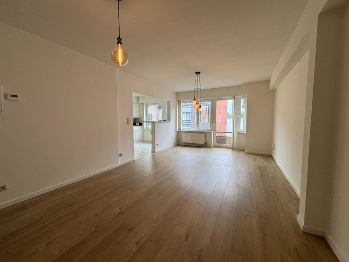 Voir photo 1/18 de apartment à Zedelgem
