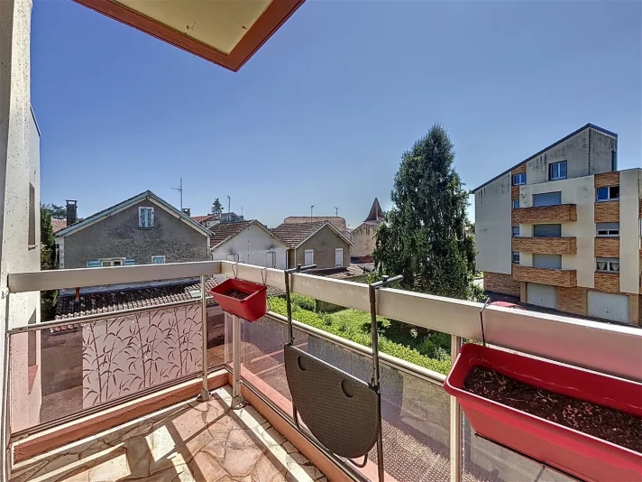 Voir la photo 1/6 du type apartment à Agen