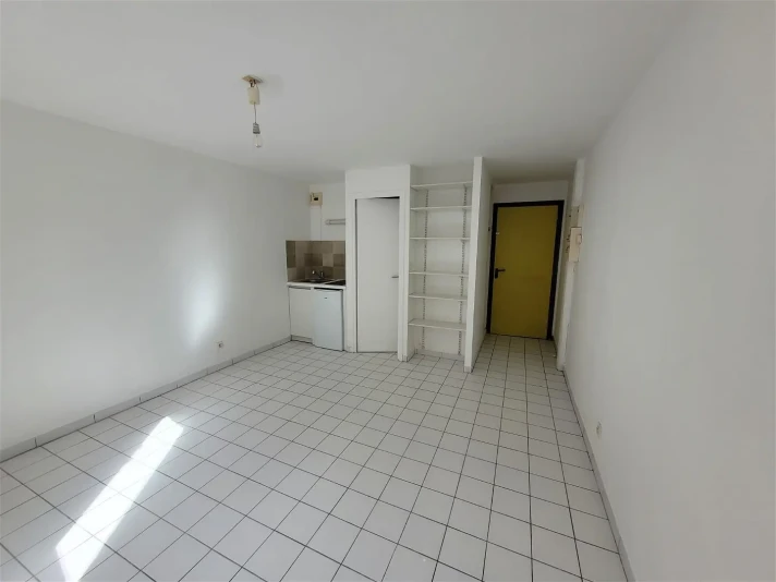 Voir la photo 1/3 du type studio à Arras
