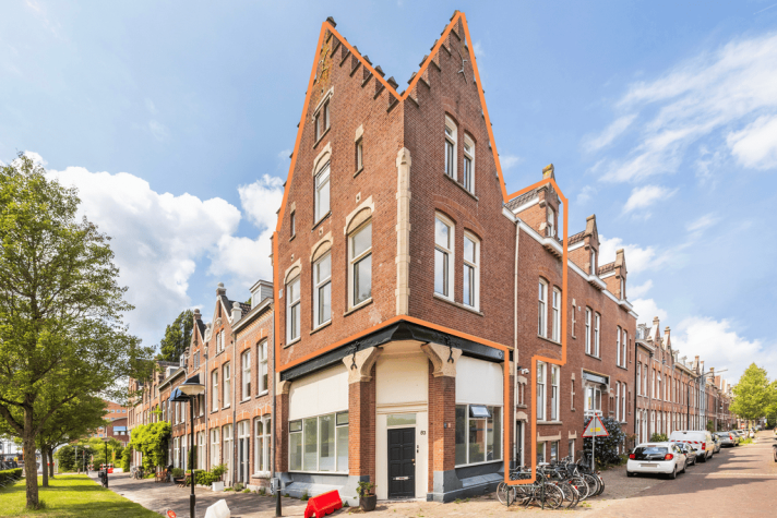 Bekijk foto 1/5 van house in Dordrecht