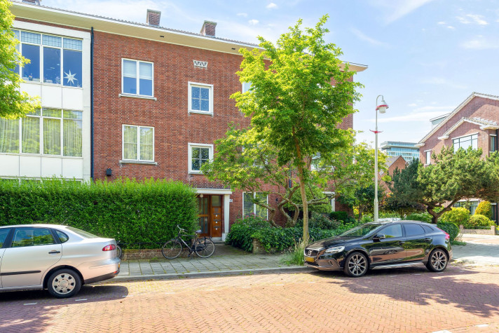 Bekijk foto 1/5 van apartment in 's-Gravenhage