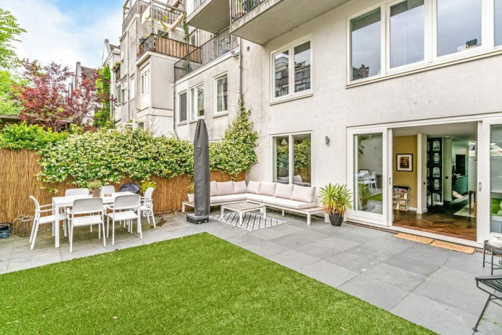 View photo 1/5 of apartment in Amsterdam