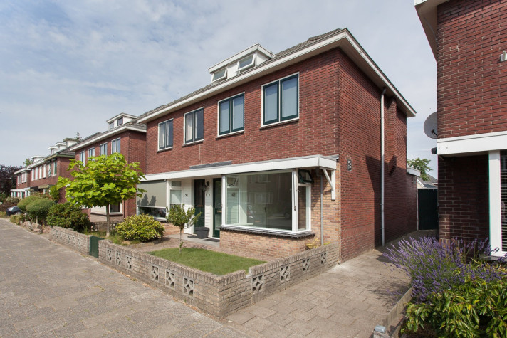 Bekijk foto 1/33 van house in Enschede