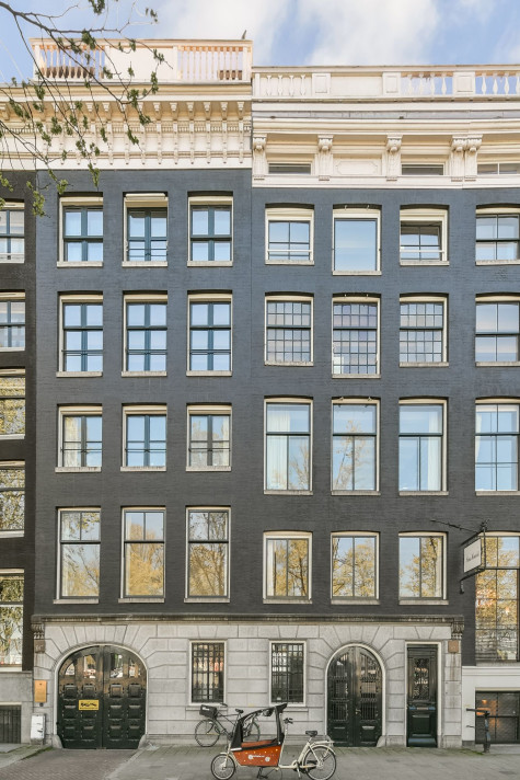 View photo 1/4 of apartment in Amsterdam