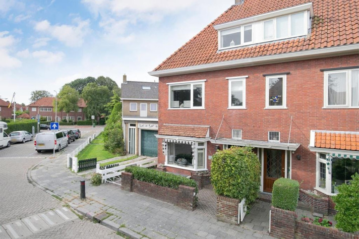 Bekijk foto 1/5 van house in Leeuwarden