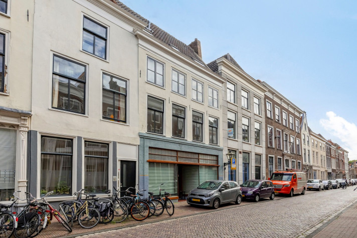View photo 1/5 of apartment in Leiden