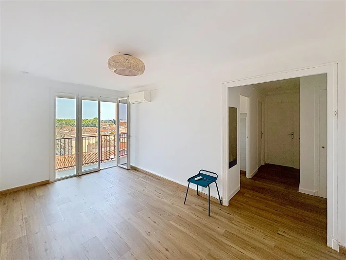 Voir la photo 1/8 du type apartment à Perpignan