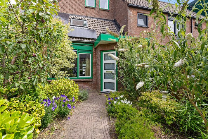 Bekijk foto 1/5 van house in Hoofddorp