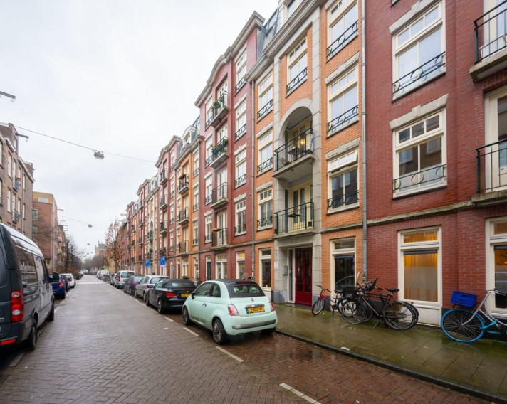 View photo 1/5 of apartment in Amsterdam