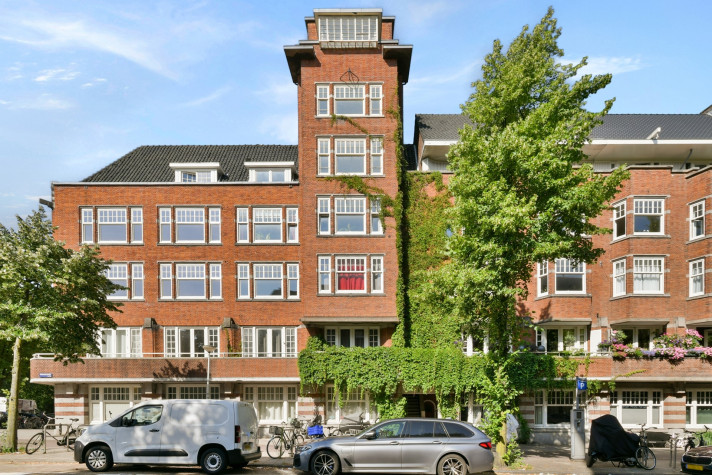 View photo 1/26 of apartment in Amsterdam
