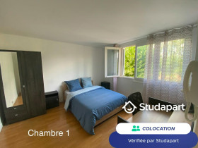 Pièce à Cergy