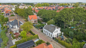 Dom — Hoeksche Waard