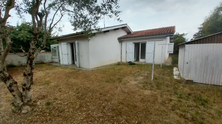 Voir la photo 1/6 du type house à Langon