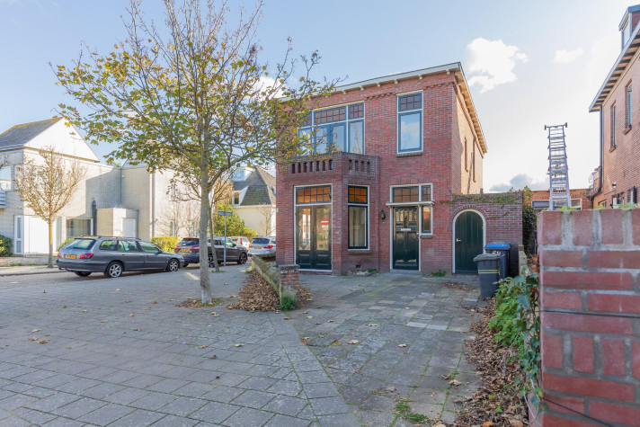 Bekijk foto 1/5 van house in Zandvoort