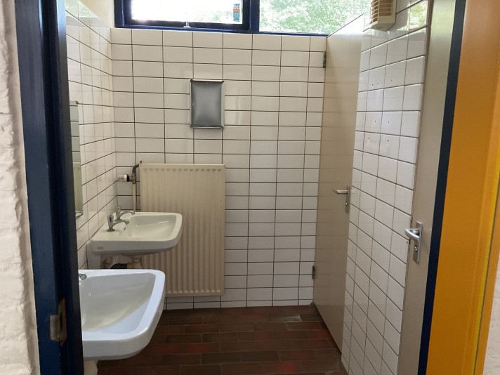 View photo 1/3 of house in Emmen