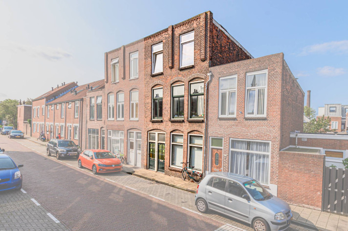 Bekijk foto 1/11 van room in Leiden