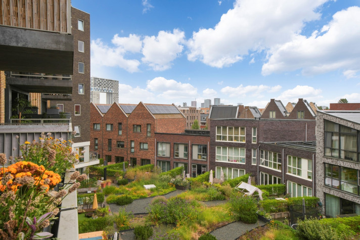 Appartement aan de Haparandaweg in Amsterdam