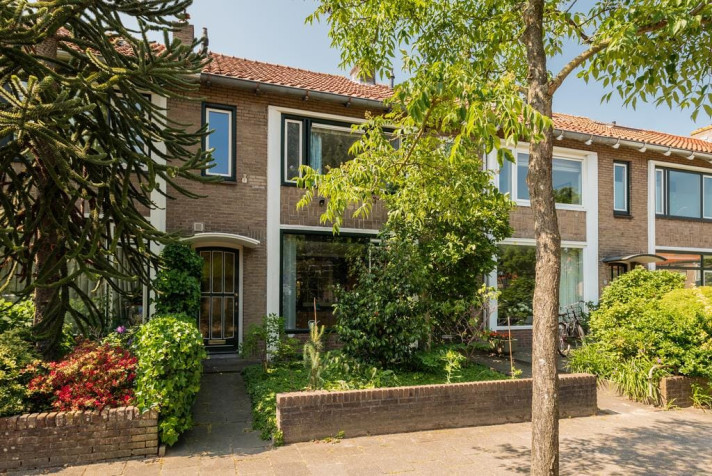Bekijk foto 1/5 van house in Hilversum