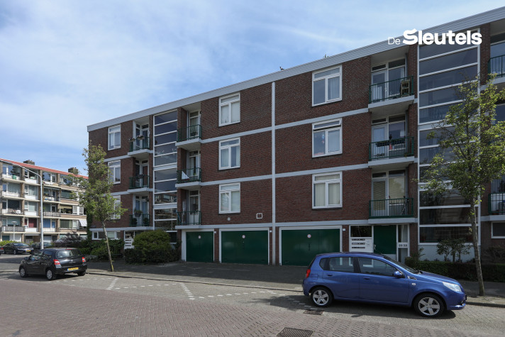 Bekijk foto 1/4 van apartment in Leiden