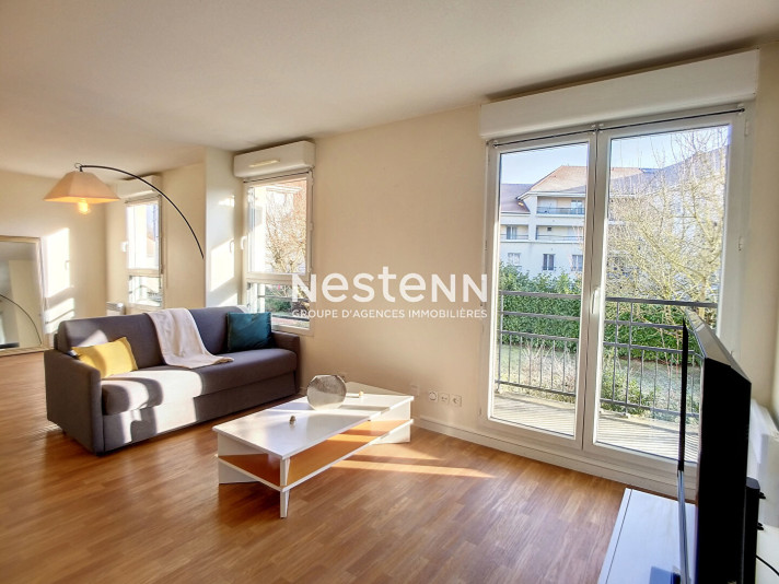 Voir la photo 1/10 du type apartment à Guyancourt