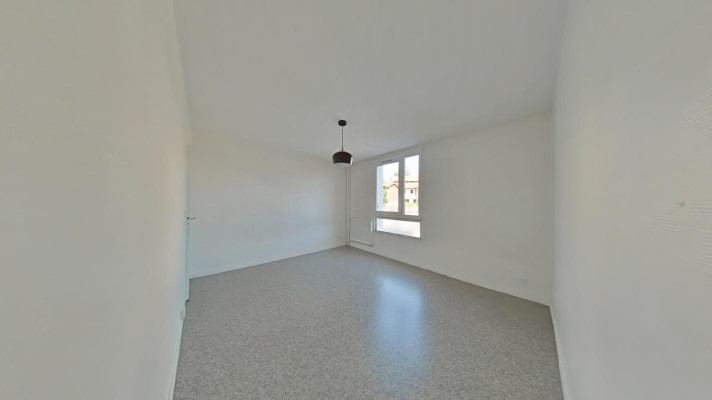 Voir la photo 1/4 du type apartment à Saint-Étienne