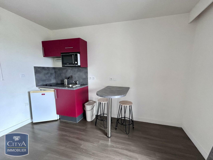 Voir la photo 1/8 du type studio à Tours
