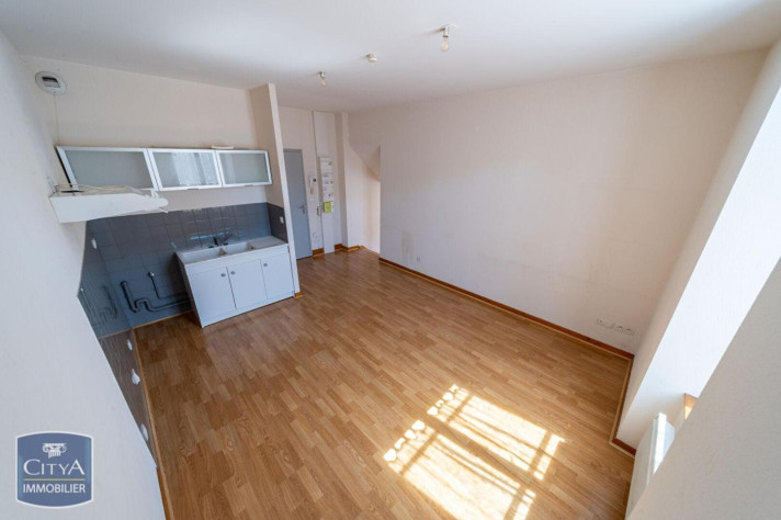 Voir la photo 1/10 du type apartment à Brioude