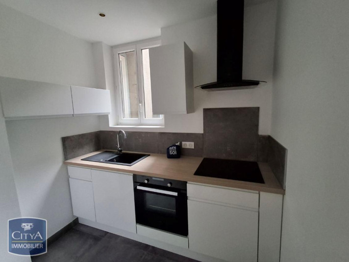 Voir la photo 1/8 du type apartment à Saint-Étienne