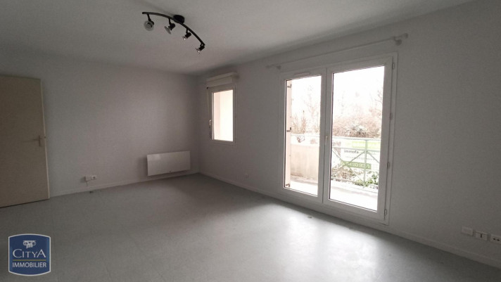 Voir la photo 1/8 du type apartment à Arpajon
