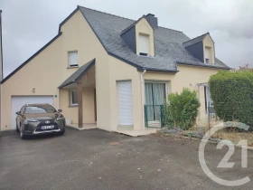 Maison à Étrelles