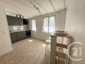 Studio à Étampes