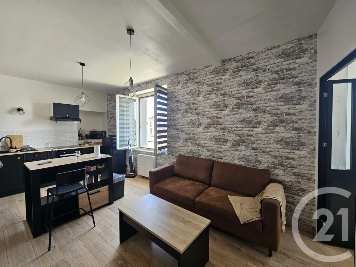 Voir la photo 1/6 du type apartment à Châteauroux