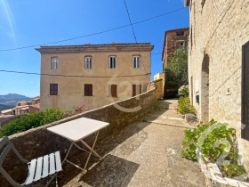 Studio à Belgodère