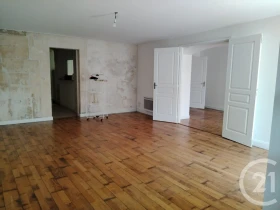 Appartement à Saintes