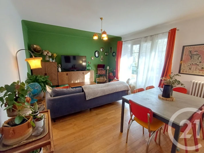 Voir la photo 1/15 du type apartment à Rodez