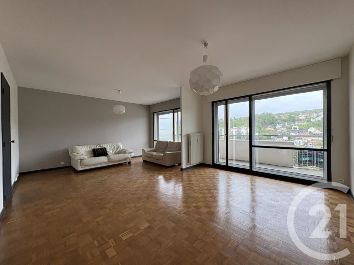 Voir la photo 1/10 du type apartment à Besançon