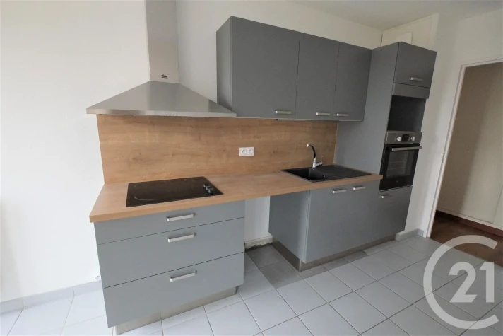 Voir la photo 1/10 du type apartment à Troyes
