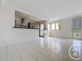 Appartement à Moissy-Cramayel